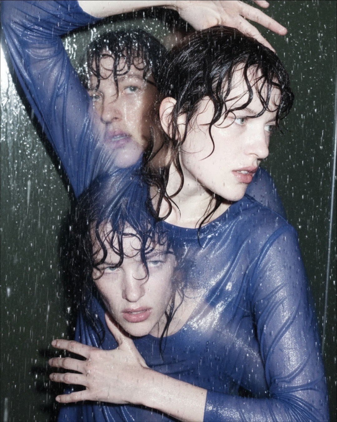 AI. Я Саша, креативный продюсер и арт-директор из Москвы. Придумываю, собираю и запускаю визуальные проекты