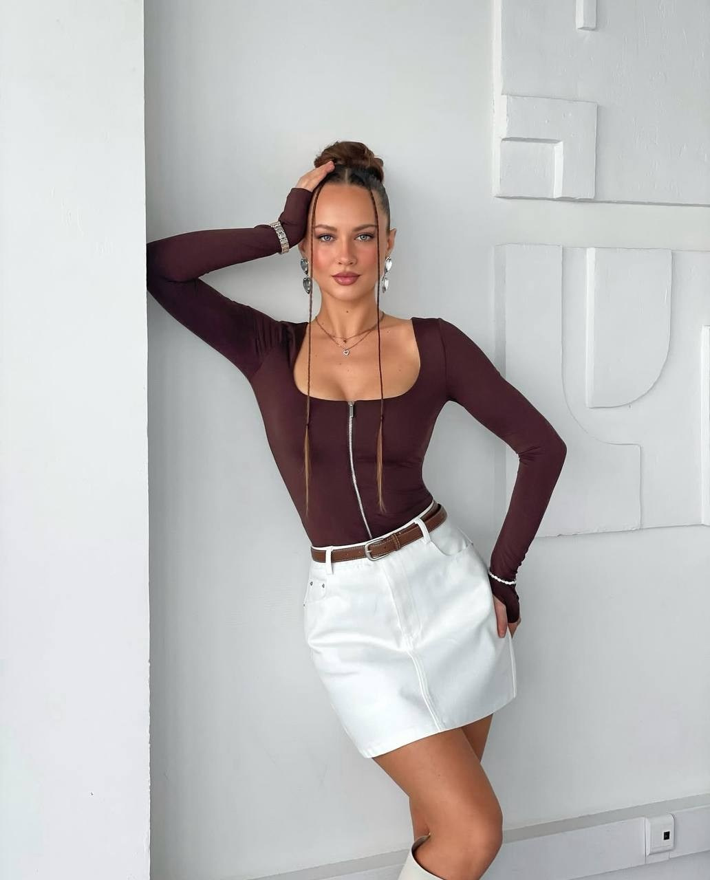 Елена, р-р 42-44, рост 170. KED Production — продакшн из СПб. Создаём фото, видео и контент, который помогает брендам и селлерам продавать больше