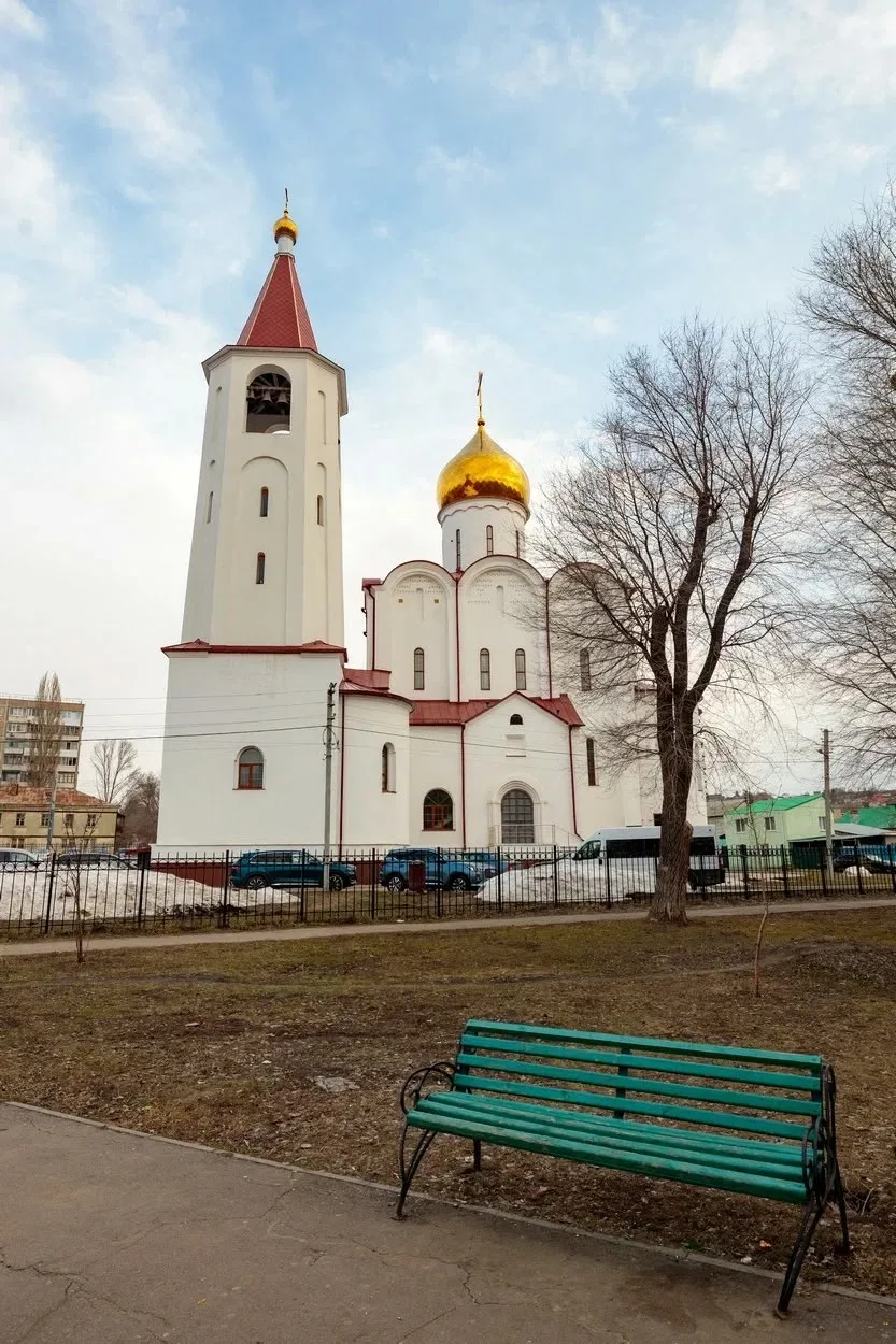БЛАГОЧИННЫЙ СЕВЕРО-ЗАПАДНОГО ОКРУГА ПРИНЯЛ УЧАСТИЕ В АРХИЕРЕЙСКОМ БОГОСЛУЖЕНИМ В ХРАМЕ СВЯТИТЕЛЯ ТИХОНА ЗАДОНСКОГО. Саратовское Северо-Западное благочиние