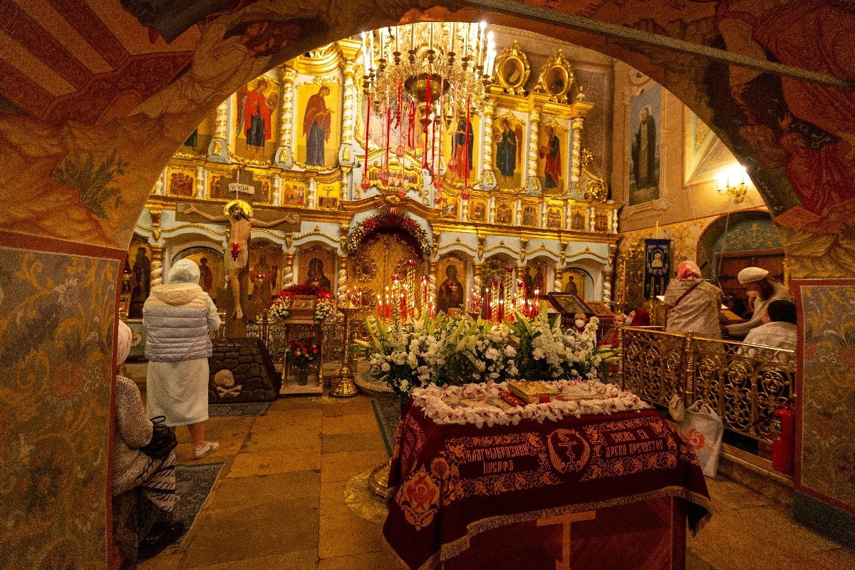 Пасха в Храме Успения Пресвятой Богородицы в Путинках (2 мая 2021 г.). Фотограф Наталья Угрюмова, г. Москва