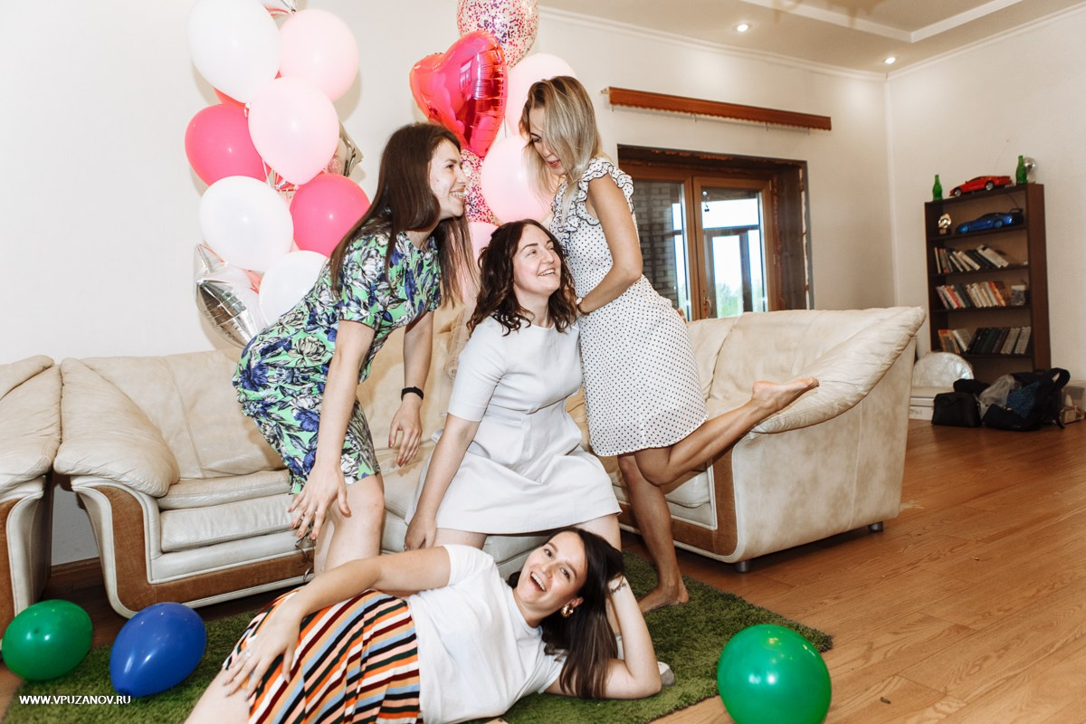 Девичник на даче или загородном доме