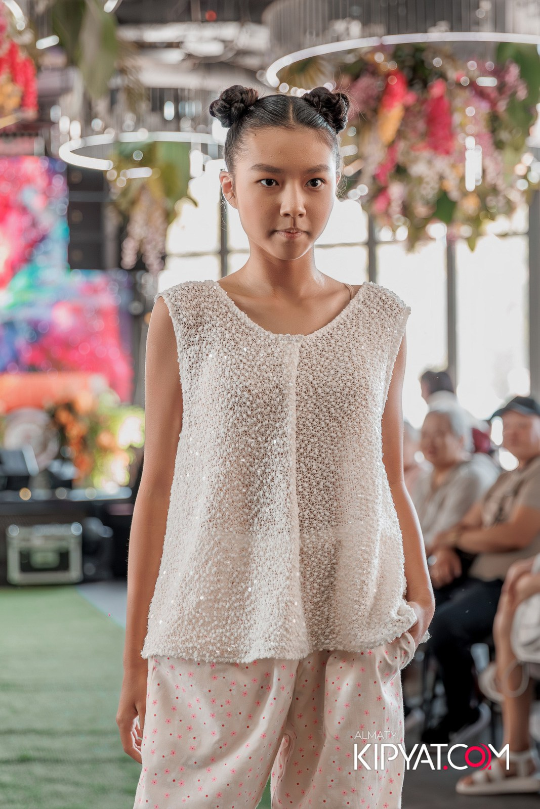 PROM KIDS FASHION SHOW. КИПЯТКОМ АЛМАТЫ!