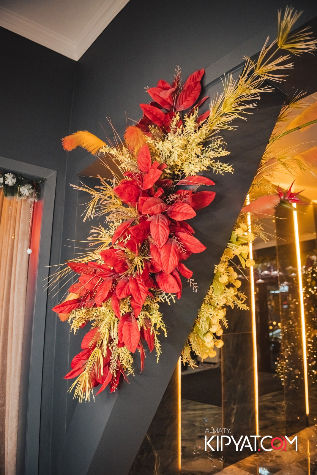 БАР ПАНАЕХАЛИ НА ДОСТЫК. КИПЯТКОМ АЛМАТЫ!