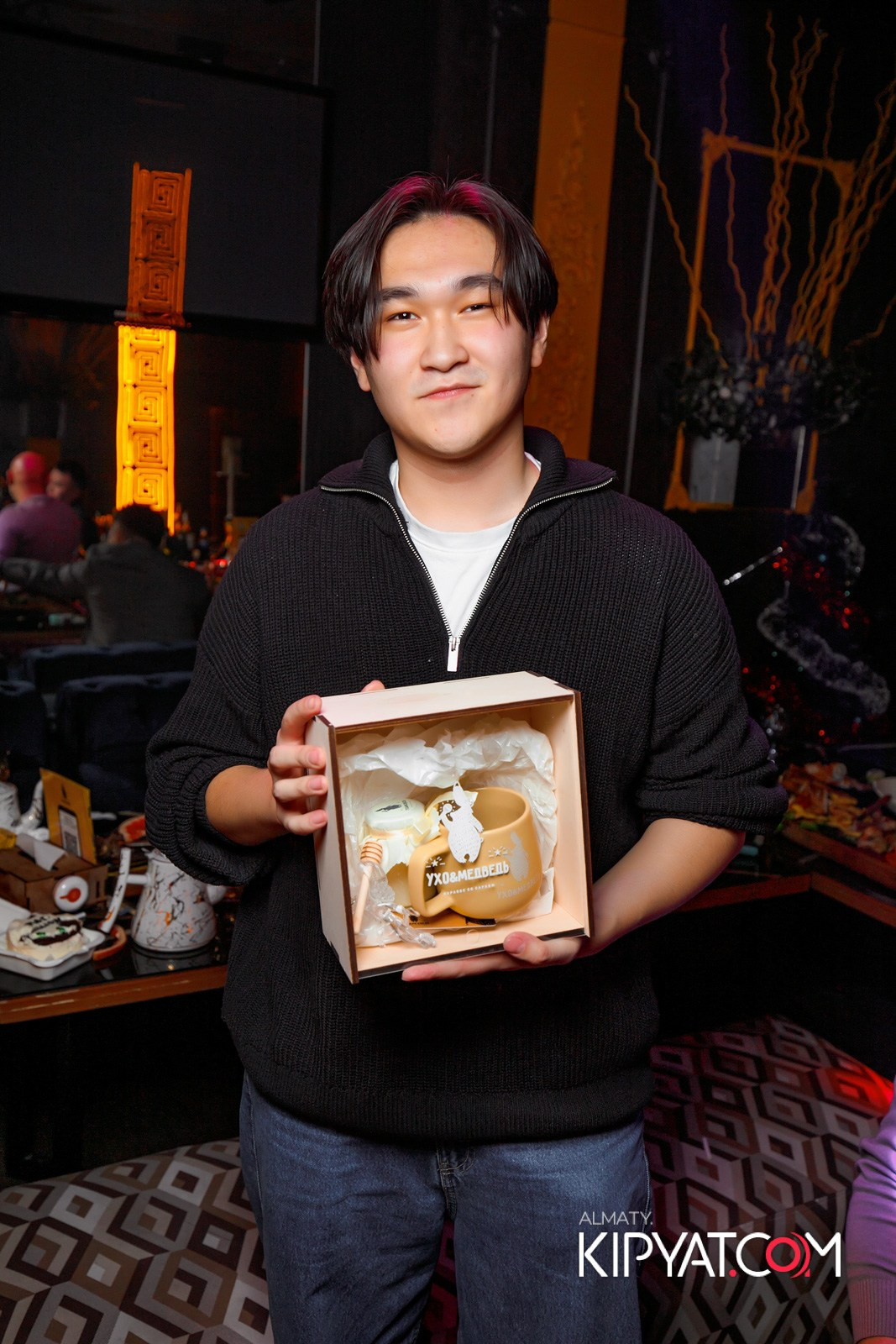 УХО И МЕДВЕДЬ НА ГАГАРИНА. КИПЯТКОМ АЛМАТЫ!