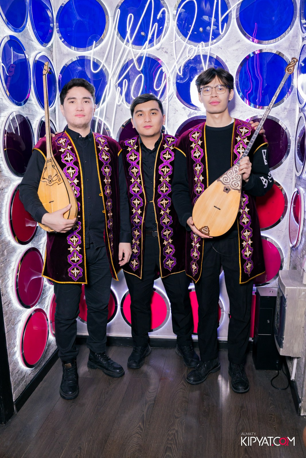 УХО И МЕДВЕДЬ НА ГАГАРИНА. КИПЯТКОМ АЛМАТЫ!