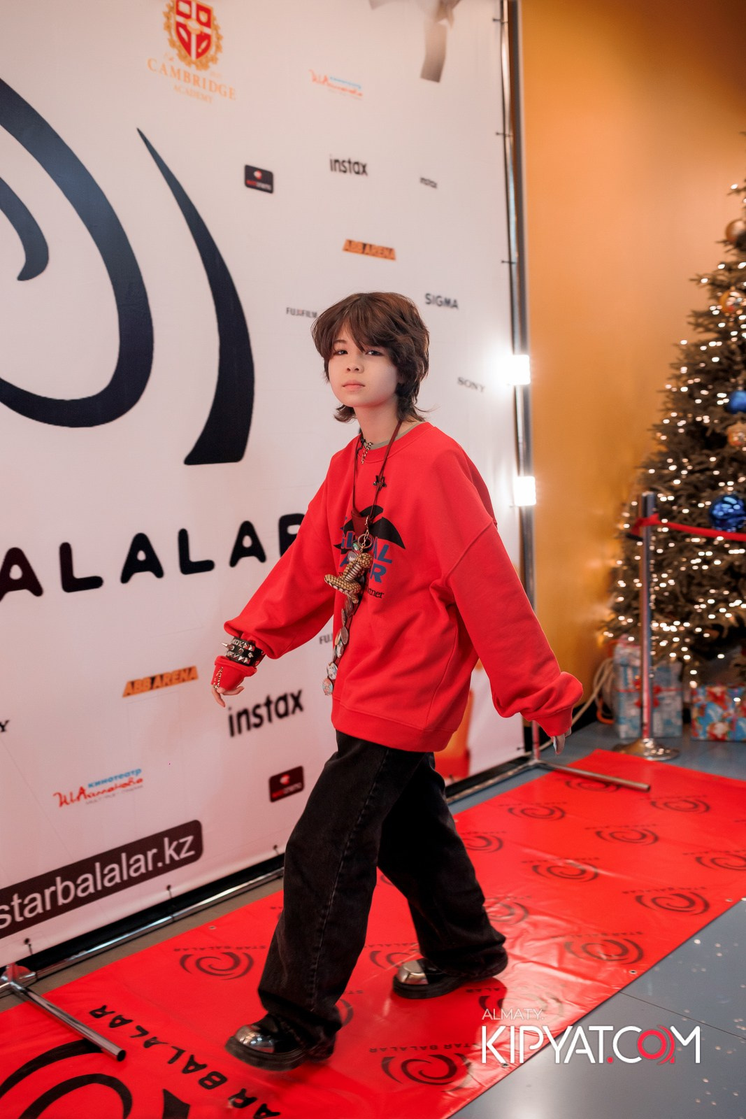 ПРЕЗЕНТАЦИЯ 9 ГРУППЫ КИНОПРОЕКТА «STARBALALAR». КИПЯТКОМ АЛМАТЫ!