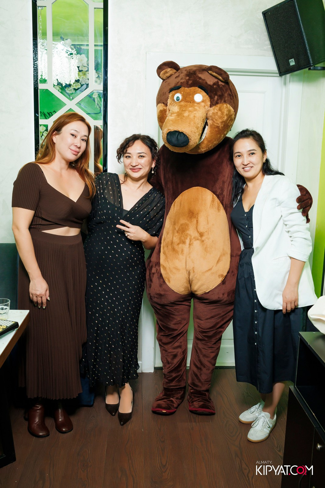 УХО И МЕДВЕДЬ НА ГАГАРИНА. КИПЯТКОМ АЛМАТЫ!