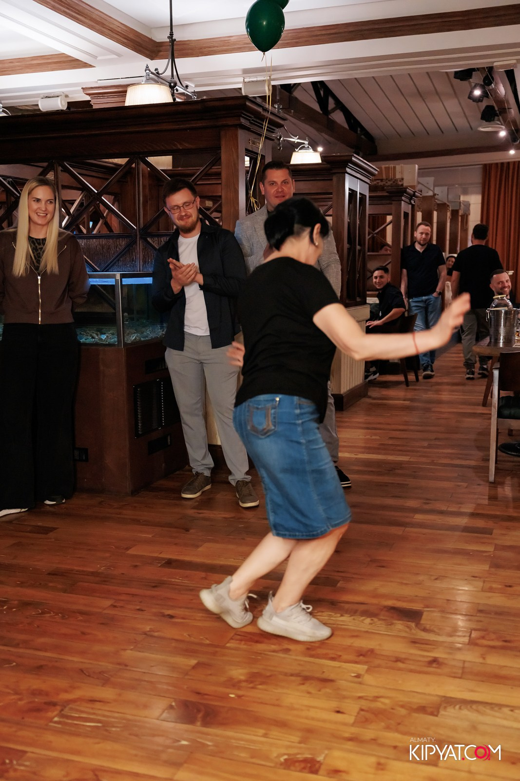 ДЕНЬ РОЖДЕНИЯ ЖИГУЛИ БАР — 1 ГОД. КИПЯТКОМ АЛМАТЫ!