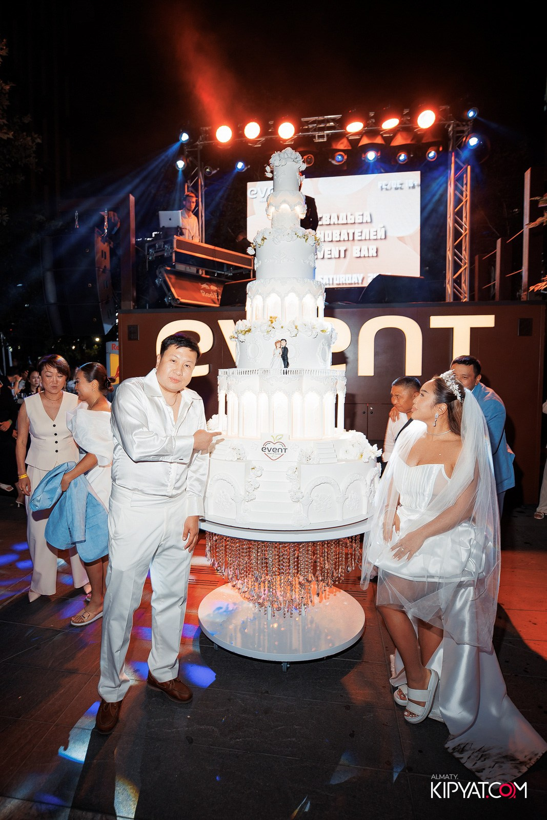 EVENT BAR. КИПЯТКОМ АЛМАТЫ!