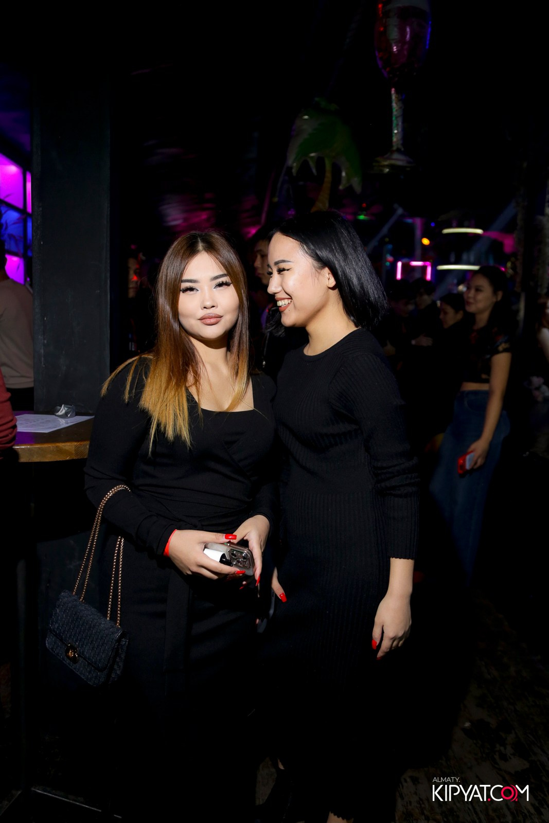 UYAT EMES BAR. КИПЯТКОМ АЛМАТЫ!