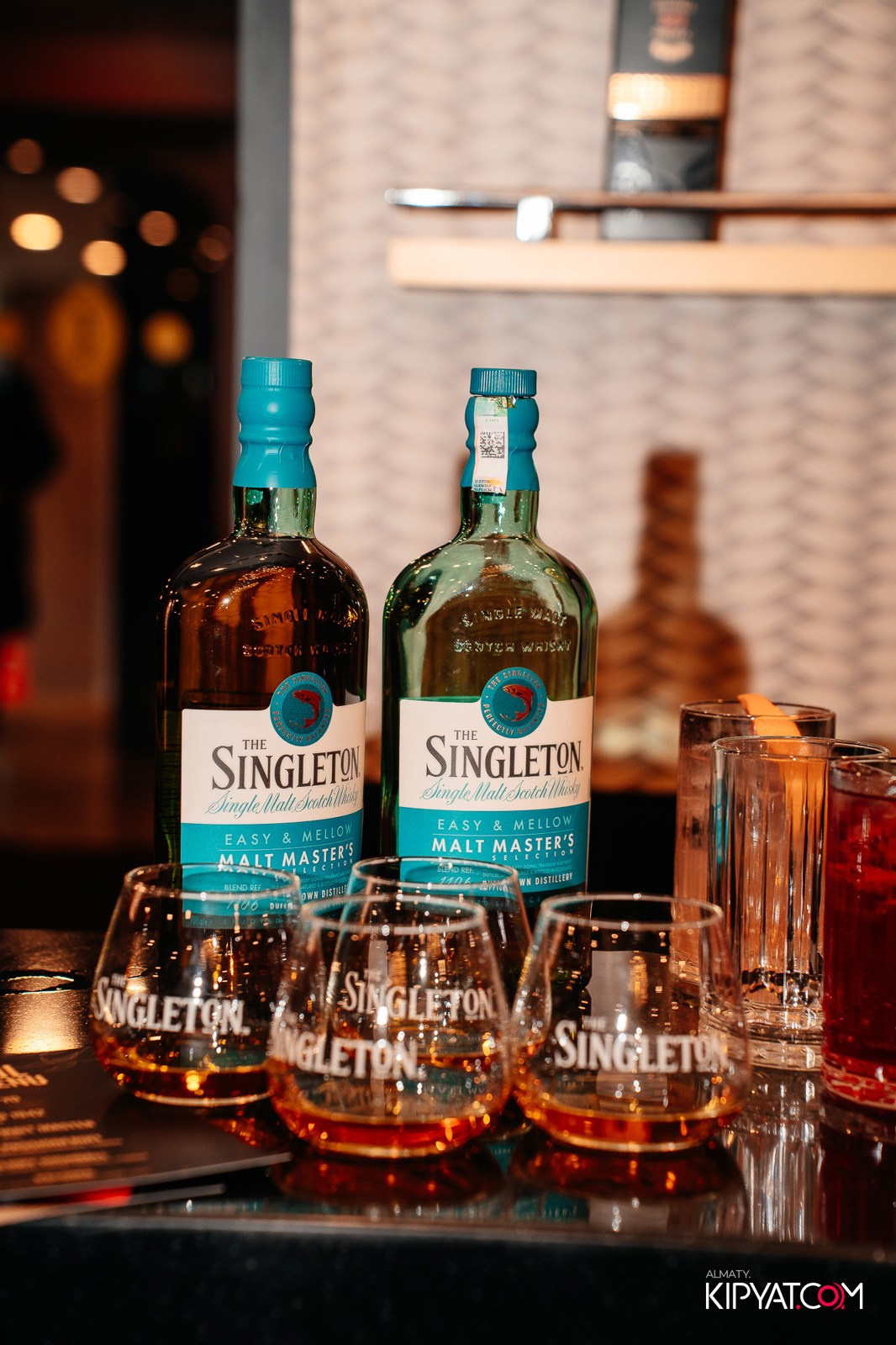 БЛАГОТВОРИТЕЛЬНЫЙ УЖИН В ЧЕСТЬ 30-ЛЕТИЯ ROTARY CLUB OF ALMATY. КИПЯТКОМ АЛМАТЫ!