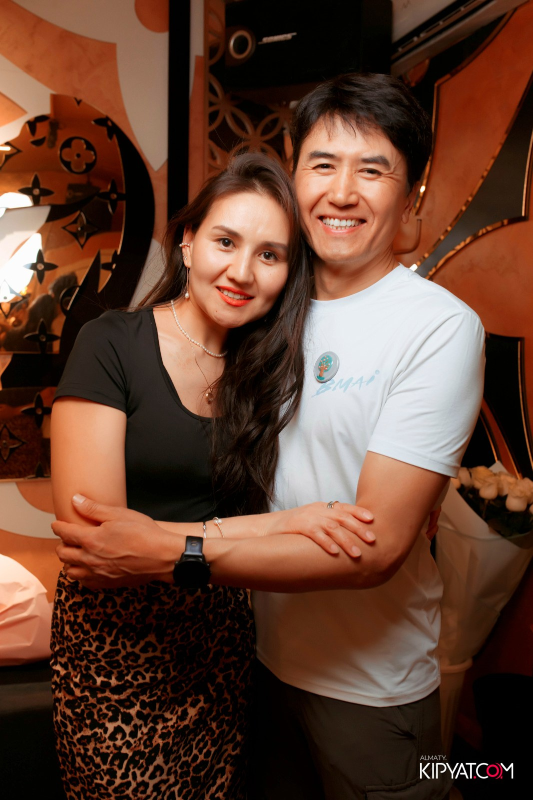 УХО И МЕДВЕДЬ НА КУРМАНГАЗЫ. КИПЯТКОМ АЛМАТЫ! Фотосъемка мероприятий в Алматы