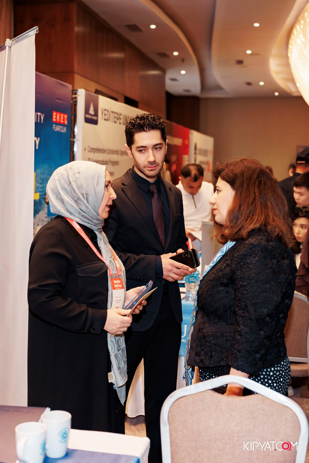 ВЫСТАВКА ТУРЕЦКИХ УНИВЕРСИТЕТОВ. КИПЯТКОМ АЛМАТЫ! Фотосъемка мероприятий в Алматы