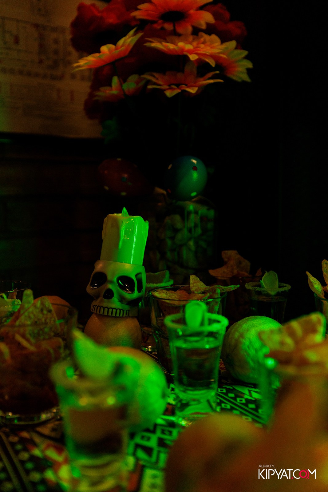 ПИНТА НА АУЭЗОВА. КИПЯТКОМ АЛМАТЫ!