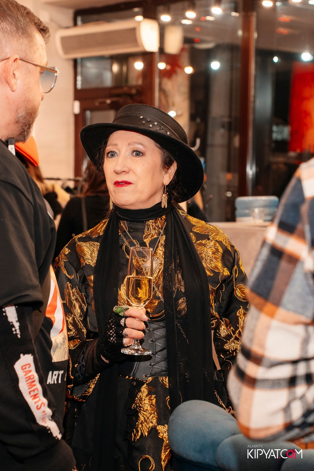 ОТКРЫТИЕ ХУДОЖЕСТВЕННОЙ ГАЛЕРЕИ ETNA ART LAB. КИПЯТКОМ АЛМАТЫ! Фотосъемка мероприятий в Алматы