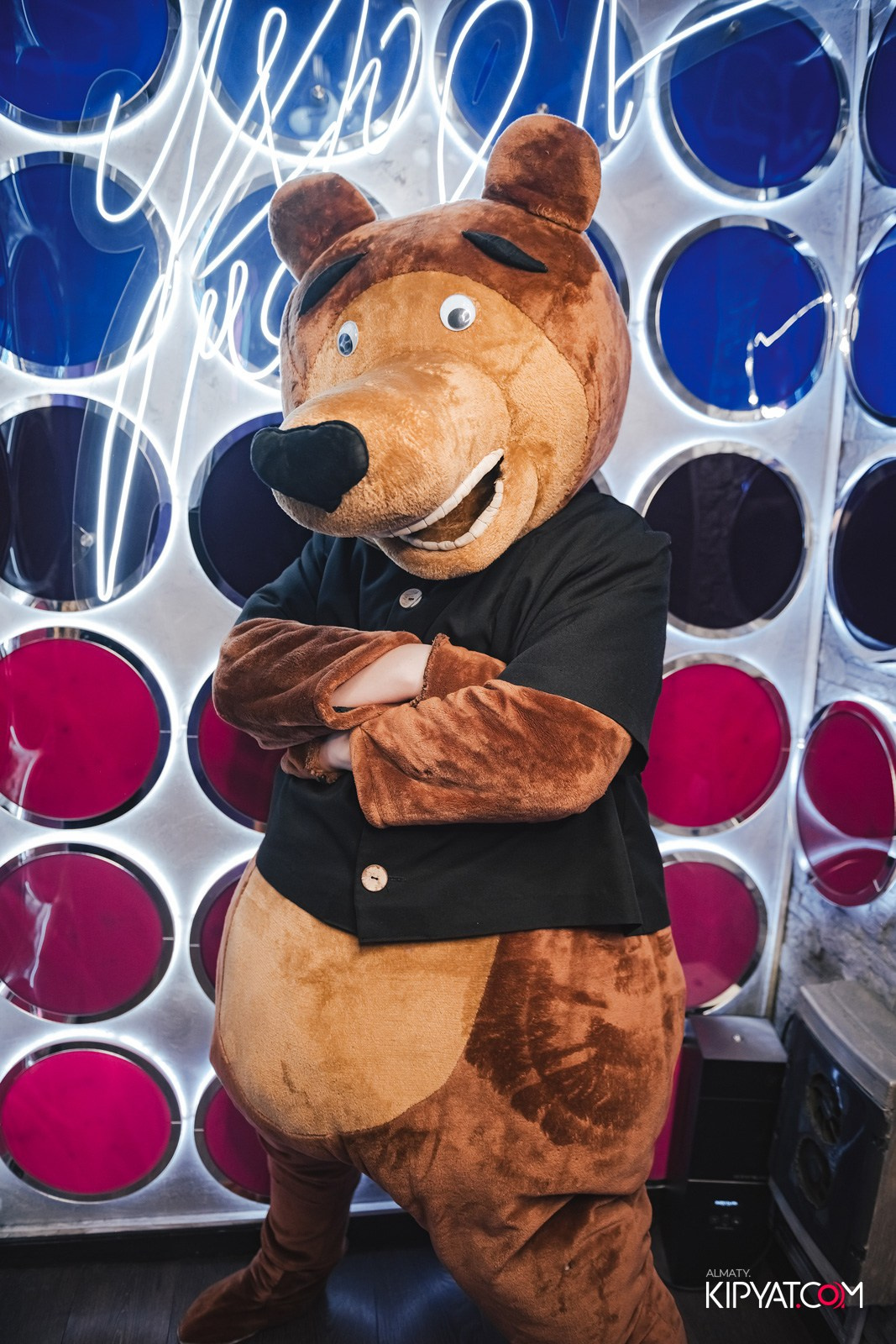 УХО И МЕДВЕДЬ НА ГАГАРИНА. КИПЯТКОМ АЛМАТЫ!