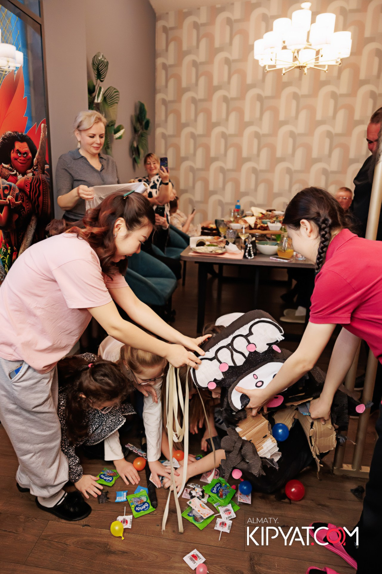 ДЕТСКИЙ ХЭЛЛОУИН KINDER BOOM. КИПЯТКОМ АЛМАТЫ! Фотосъемка мероприятий в Алматы