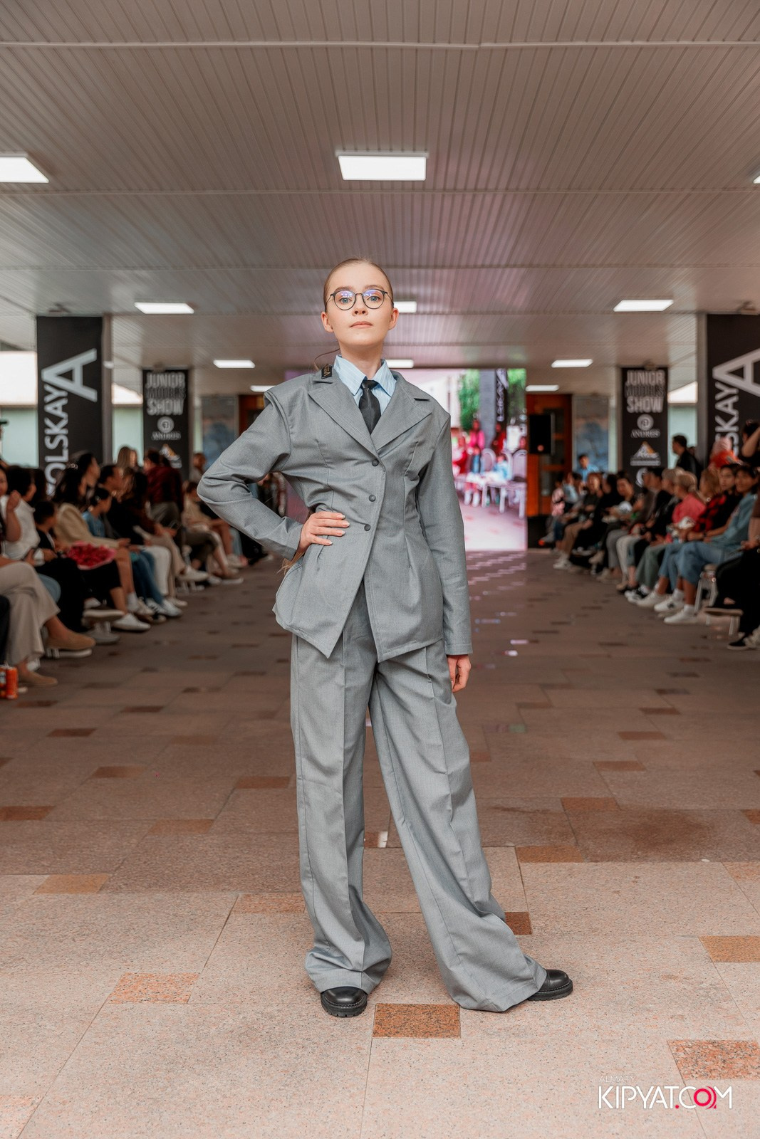 JUNIOR FASHION SHOW. КИПЯТКОМ АЛМАТЫ!