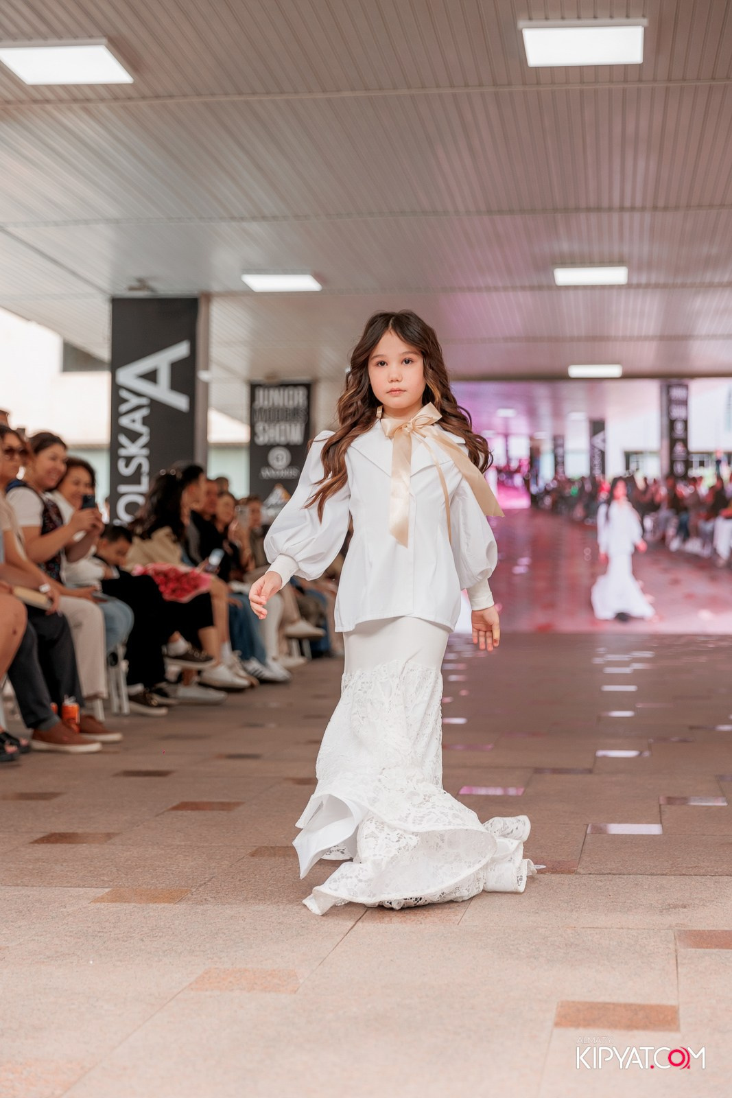 JUNIOR FASHION SHOW. КИПЯТКОМ АЛМАТЫ!