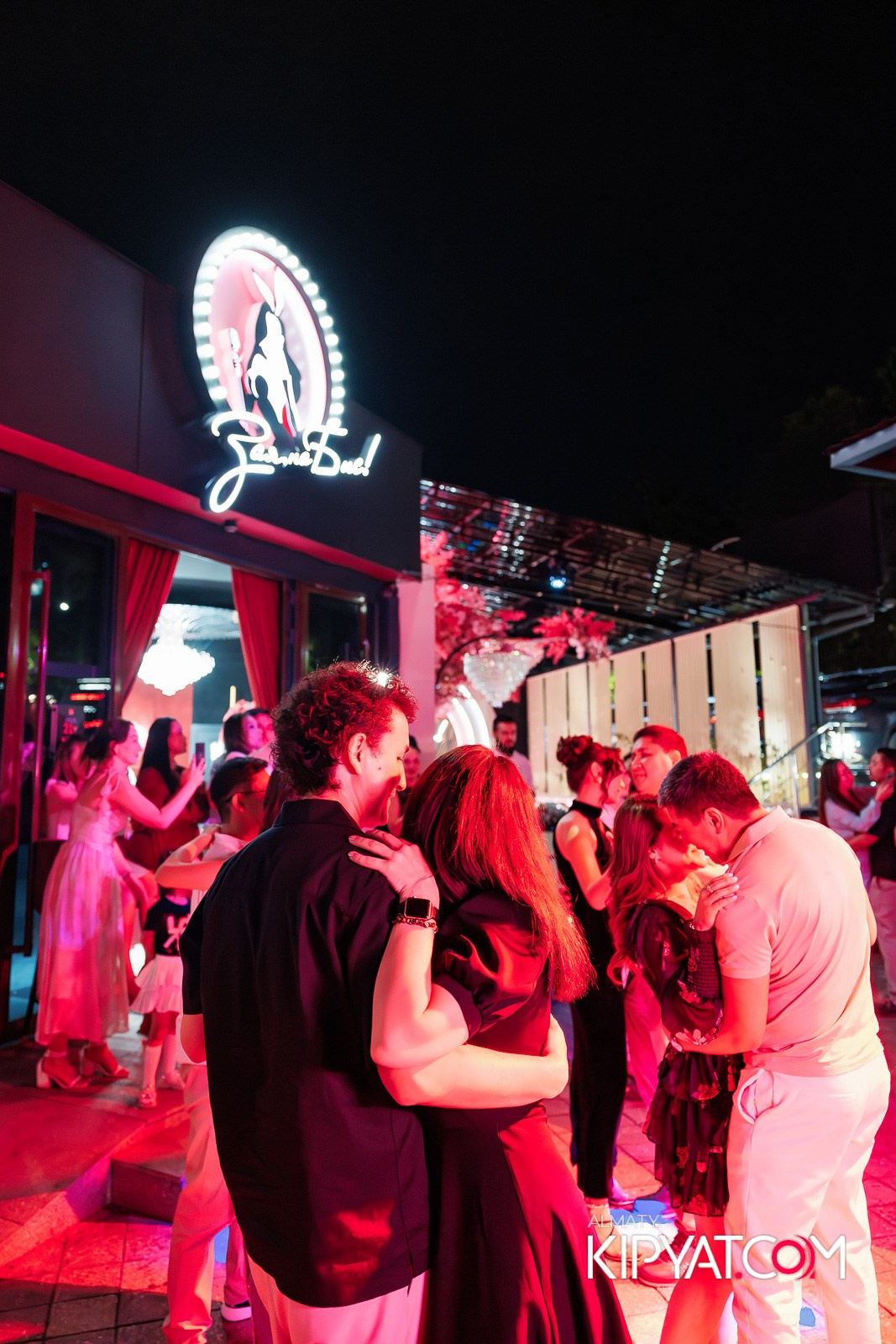 KENTAL В «ЗАЯ, НА БИС». КИПЯТКОМ АЛМАТЫ!