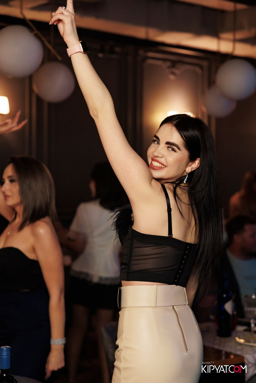 МУЗЫКАЛЬНОЕ ЛОТО В CAVIAR. КИПЯТКОМ АЛМАТЫ! Фотосъемка мероприятий в Алматы