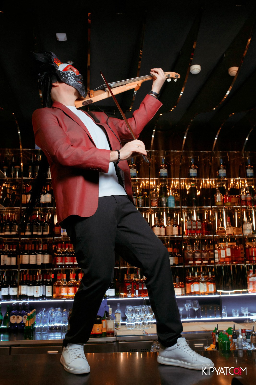 MOOD KARAOKE & TERRACE. КИПЯТКОМ АЛМАТЫ!