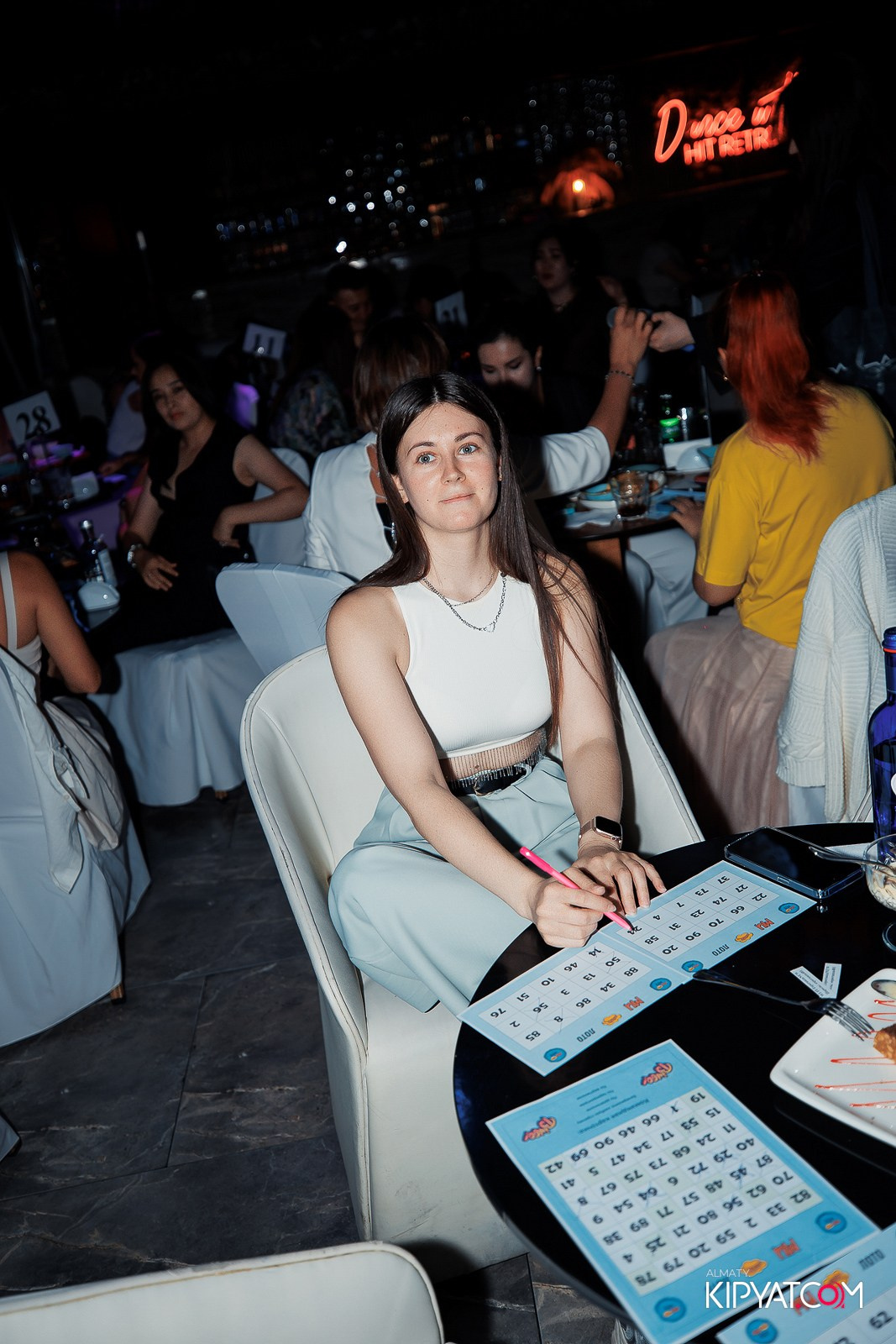 МУЗЫКАЛЬНОЕ ЛОТО В HIT RETRO. КИПЯТКОМ АЛМАТЫ!