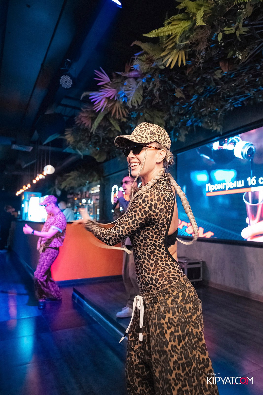 ДОРОГАЯ, Я НЕ ПИЛ. КИПЯТКОМ АЛМАТЫ!