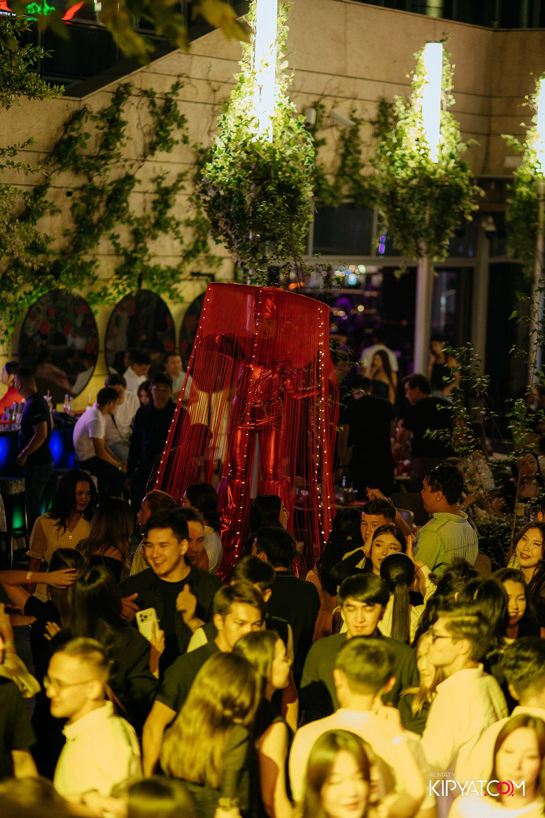 EVENT BAR. КИПЯТКОМ АЛМАТЫ!