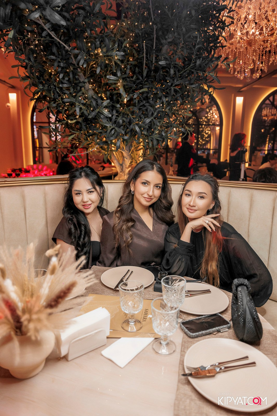 SAHARA ASIAN MIX RESTAURANT. КИПЯТКОМ АЛМАТЫ! Фотосъемка мероприятий в Алматы