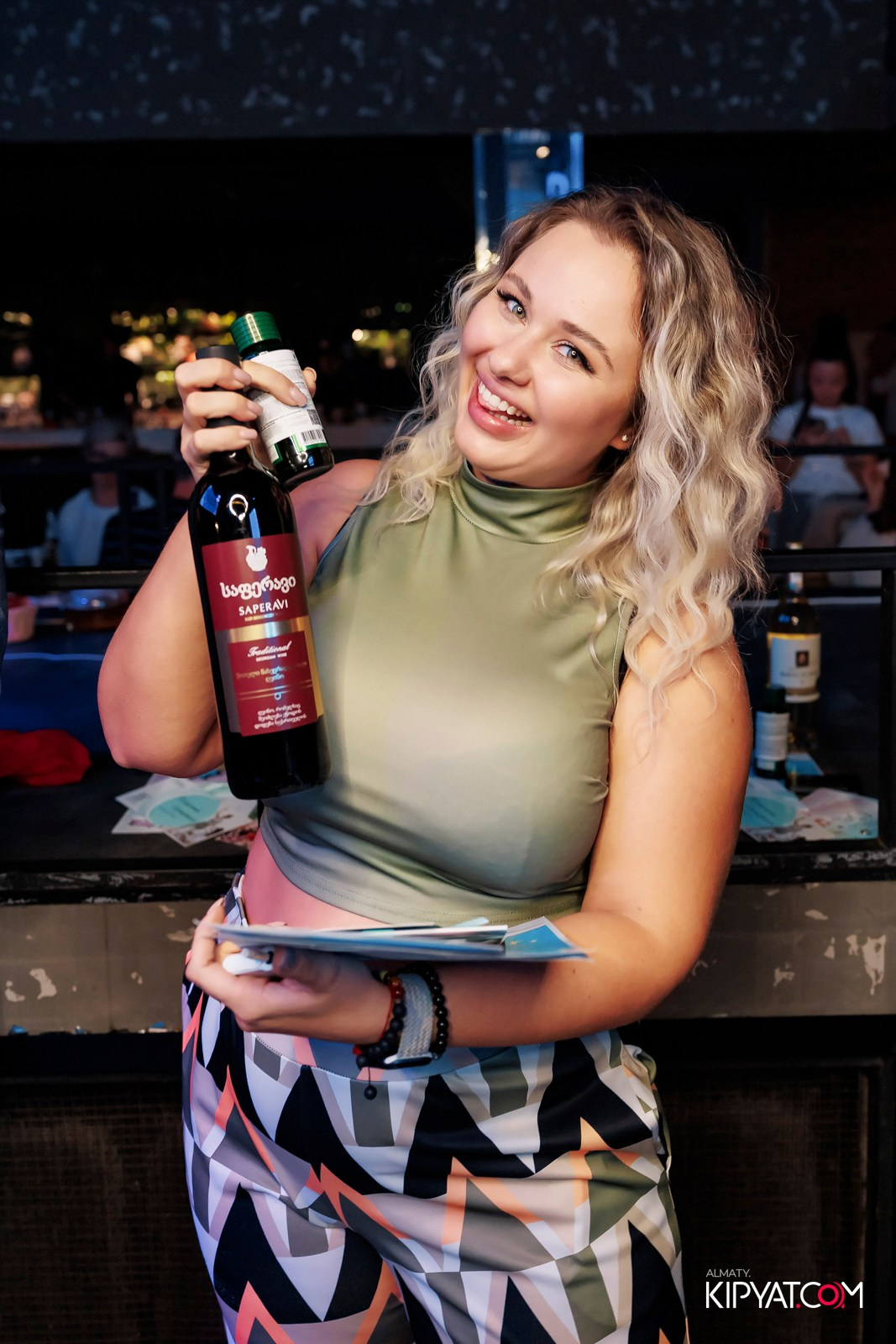 МУЗЫКАЛЬНОЕ ЛОТО В HIT RETRO. КИПЯТКОМ АЛМАТЫ!