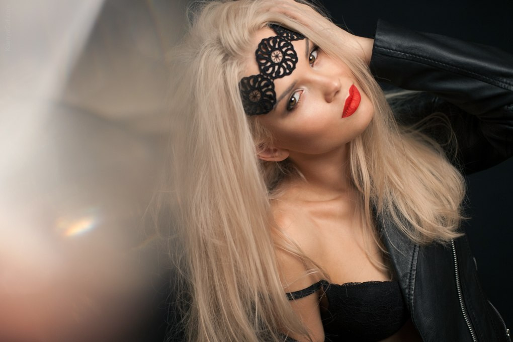 Студийный портрет. Психолог с фотоаппаратом Зимина Оксана