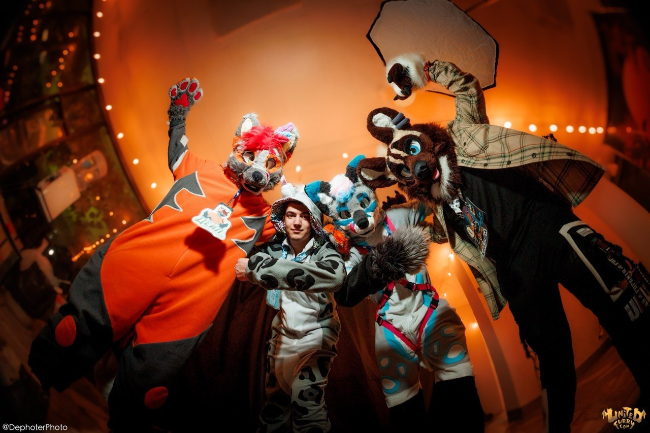 United Furry Convention 2026. Различные мероприятия и просто фотографии людей