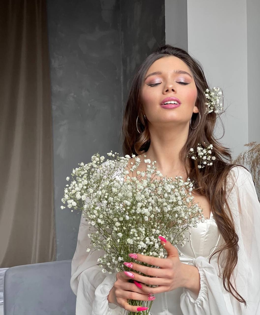 Свадебные и вечерние образы. Прически и макияж. Услуги свадебного стилиста в Москве