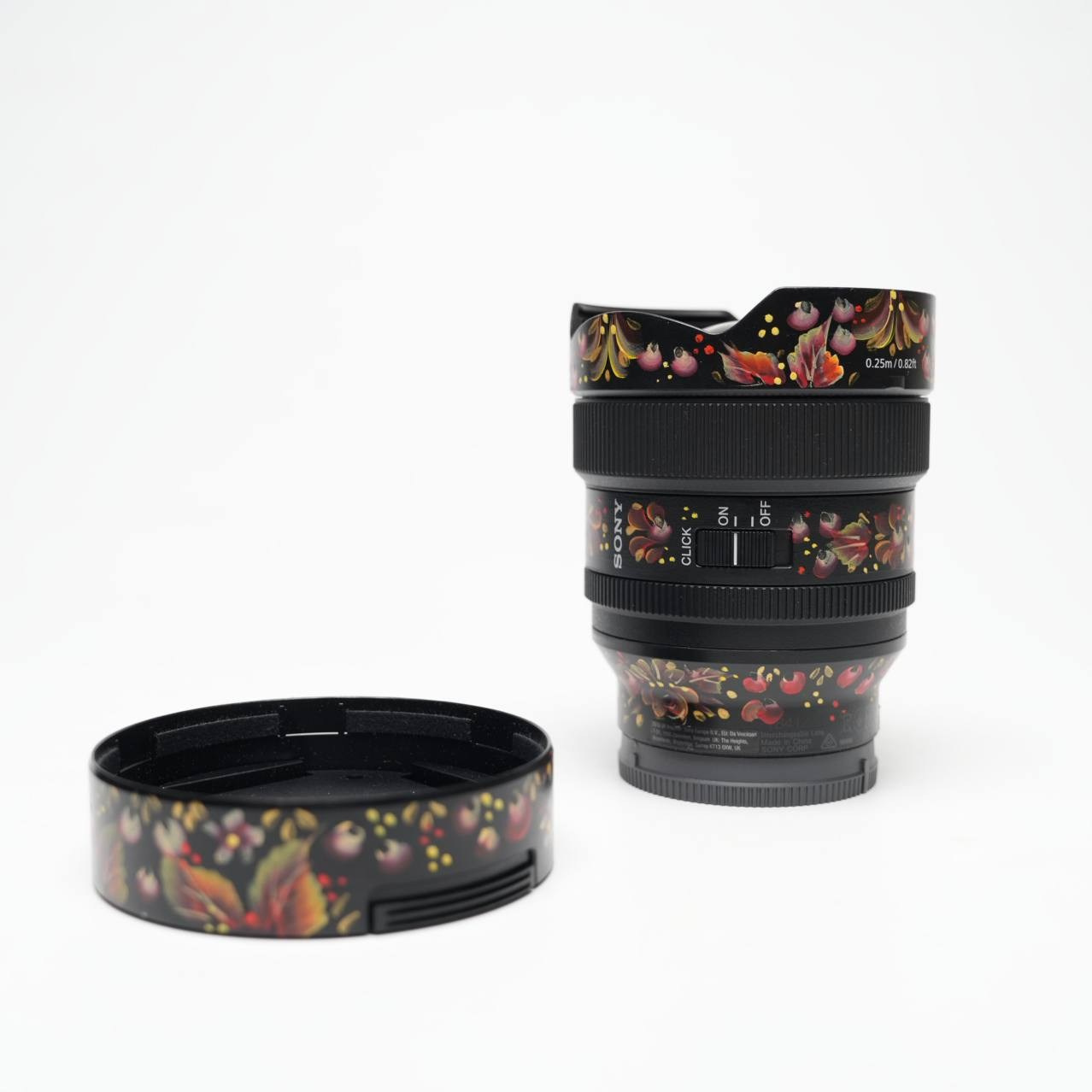 Sony 14 mm f 1,8 GM «Алый цветок». Фото и уникальный кастом объективов