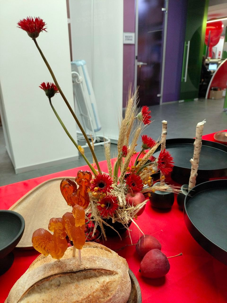 А-ля рус из сухоцветов и гермини. цветы на заказ. цветы. флорист дизайнер. клиентский сервис. головинский район. сао. флорист ховрино. флорист головинскийрайон. флорист клин. оформление цветами. цветочное оформление. оформление живыми цветами. современная флористика. камерная свадьба. большая свадьба. флорист на свадьбу москва. декоратор на свадьбу. концепция свадьбы. ручная работа. маленькая свадьба. бюджетная свадьба. дорогая свадьба. работа на заказ. живые цветы. украшение живыми цветами. красная свадьба. красные розы. ворота в цветах. необычная фото зона