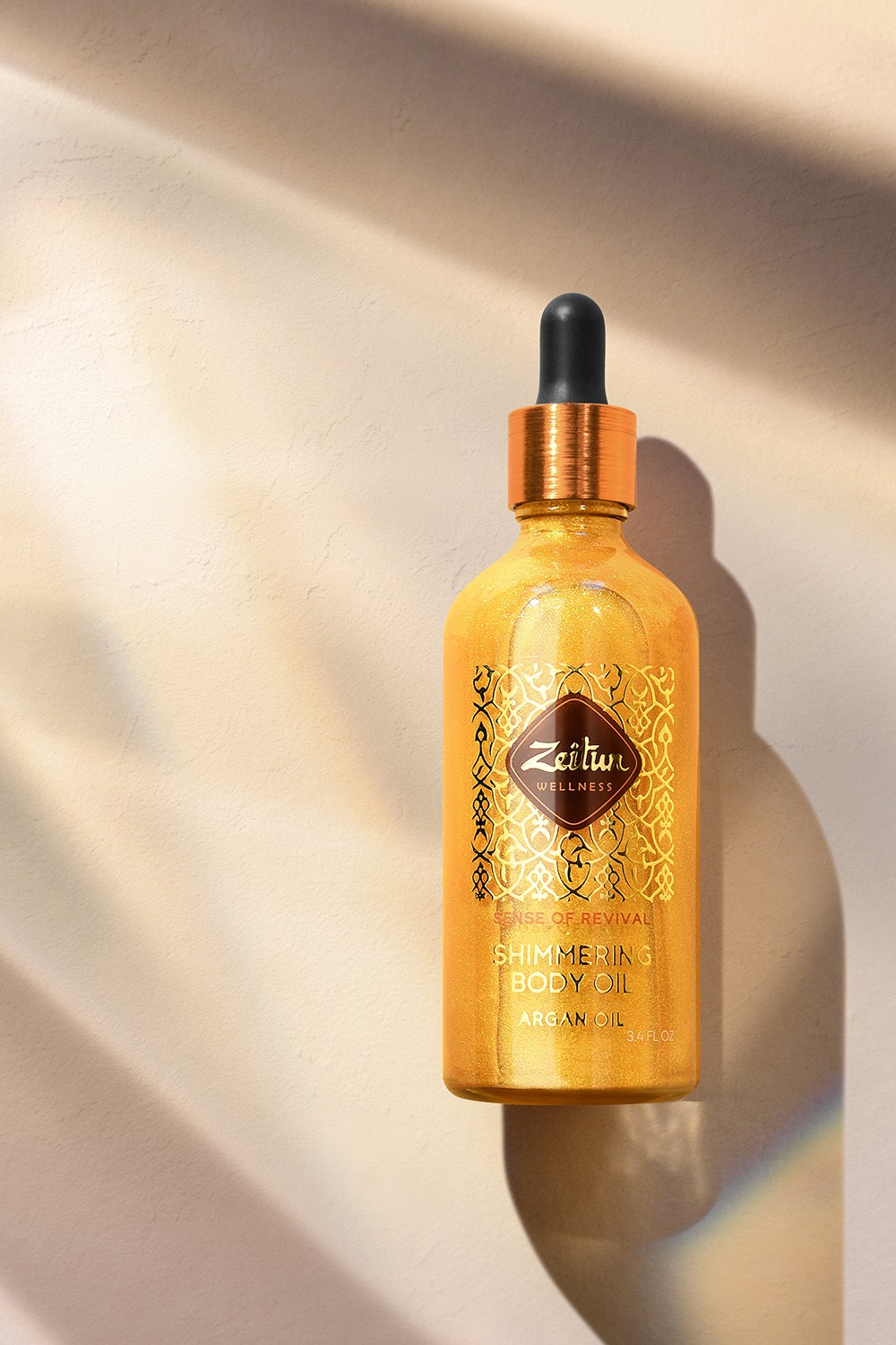 предметная фотосъемка - сияющее масло с шиммером