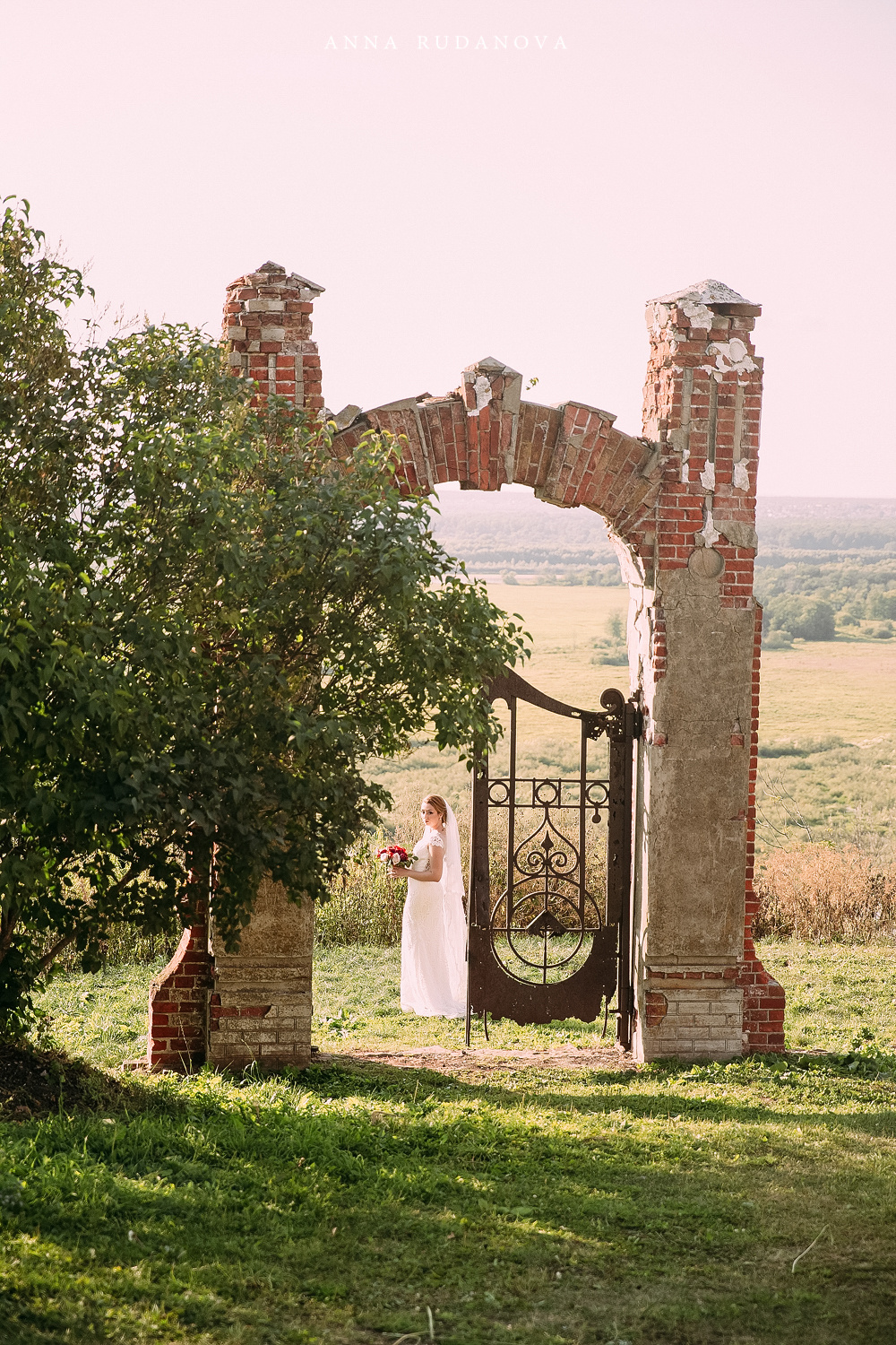 Фотограф Анна Руданова. Свадебная фотосессия в Усадьбе Рукавишниковых