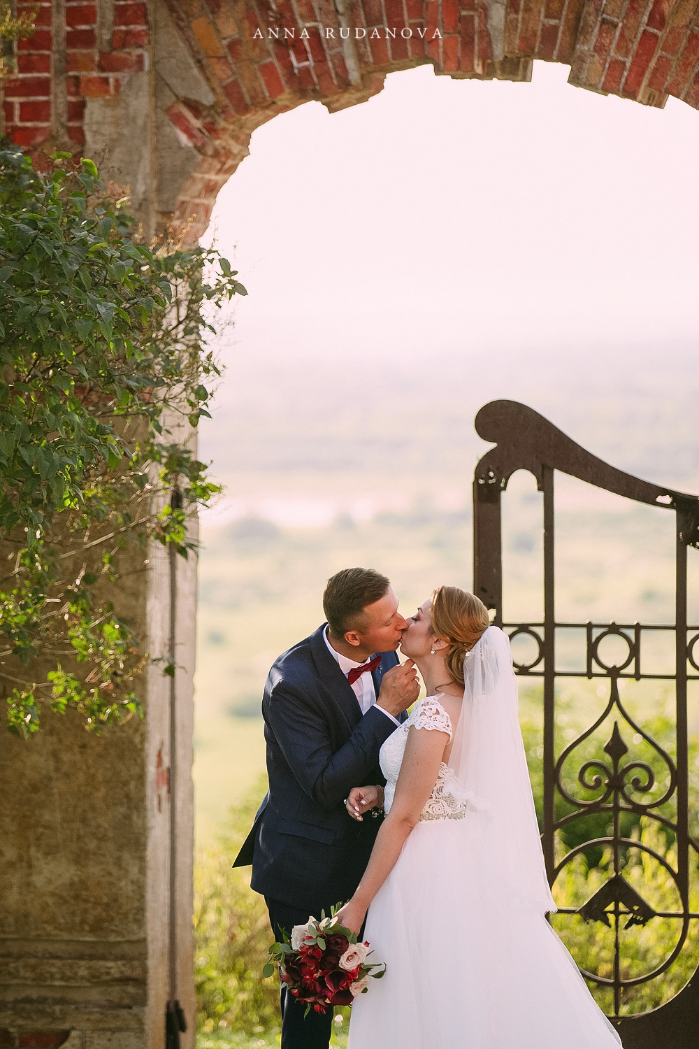 Фотограф Анна Руданова. Свадебная фотосессия в Усадьбе Рукавишниковых