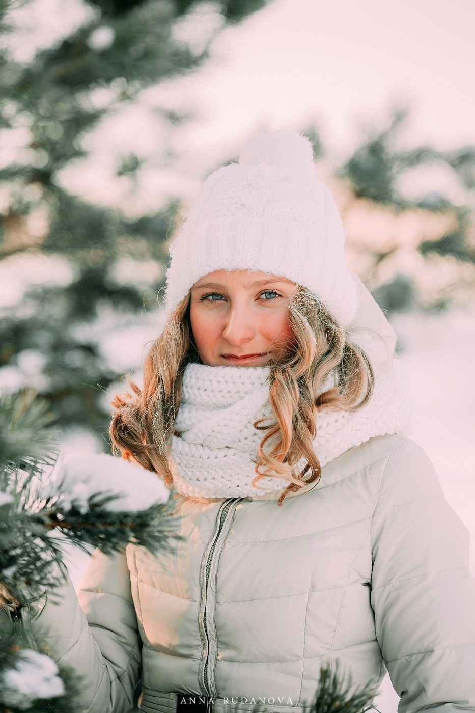 Зимняя фотосессия в лесу | Фотограф Анна Руданова