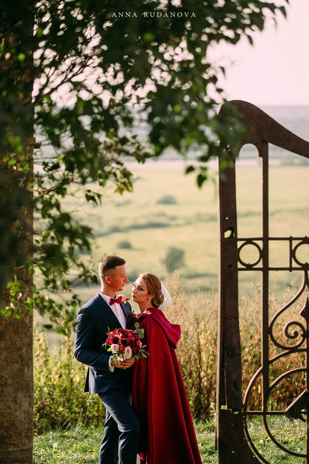 Фотограф Анна Руданова. Свадебная фотосессия в Усадьбе Рукавишниковых