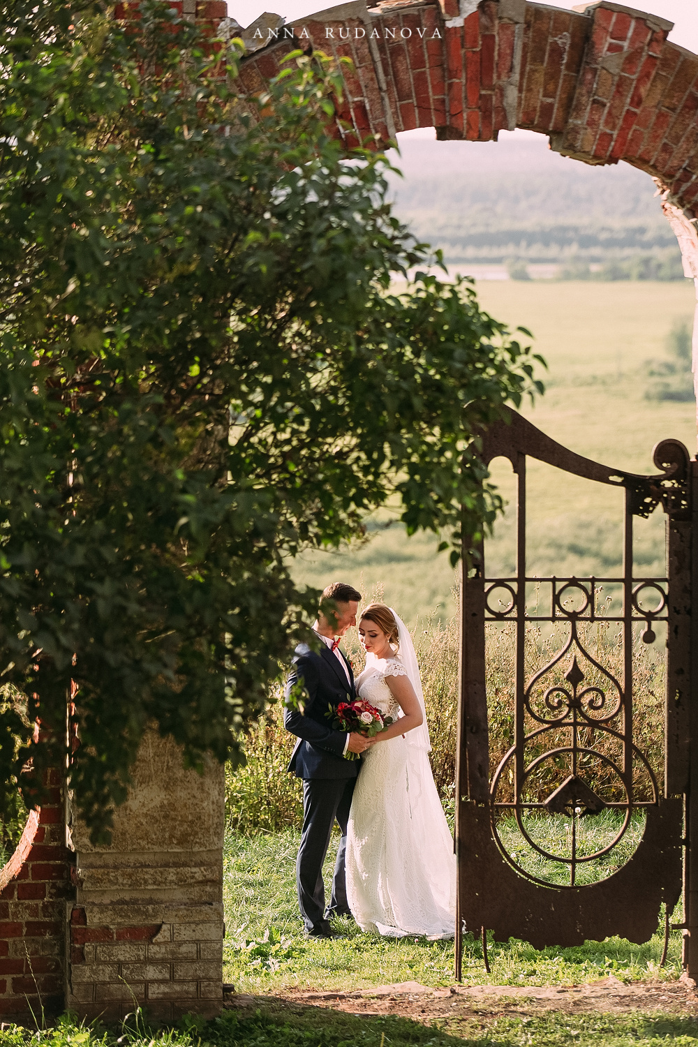 Фотограф Анна Руданова. Свадебная фотосессия в Усадьбе Рукавишниковых