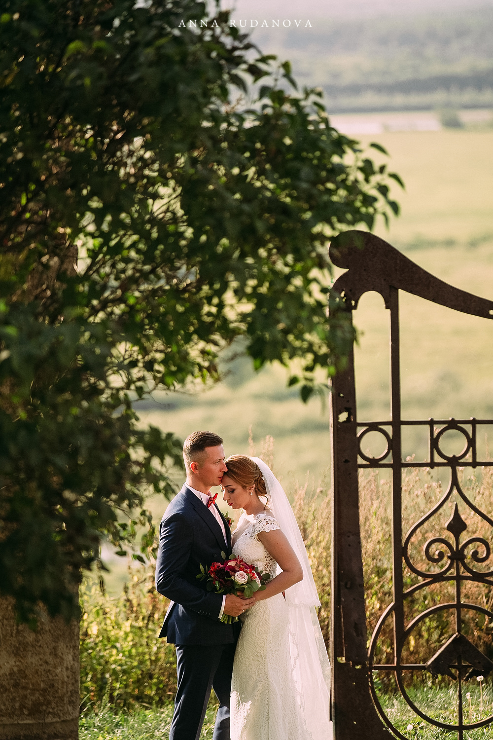 Фотограф Анна Руданова. Свадебная фотосессия в Усадьбе Рукавишниковых