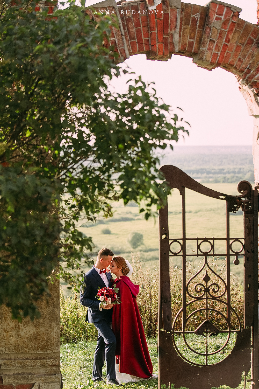 Фотограф Анна Руданова. Свадебная фотосессия в Усадьбе Рукавишниковых
