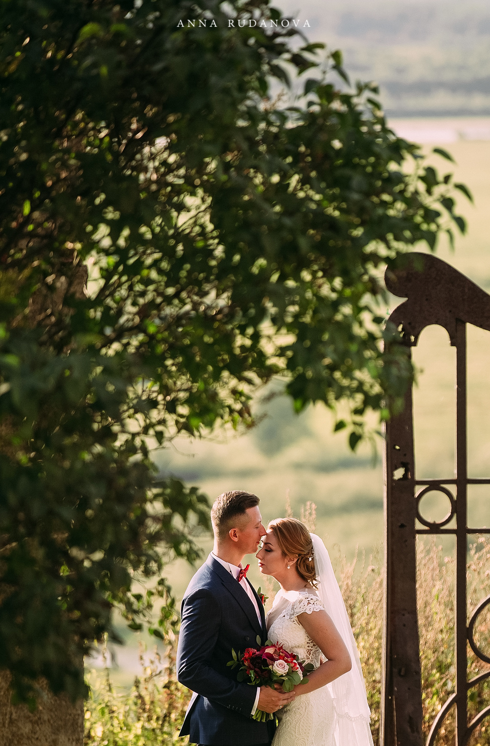 Фотограф Анна Руданова. Свадебная фотосессия в Усадьбе Рукавишниковых