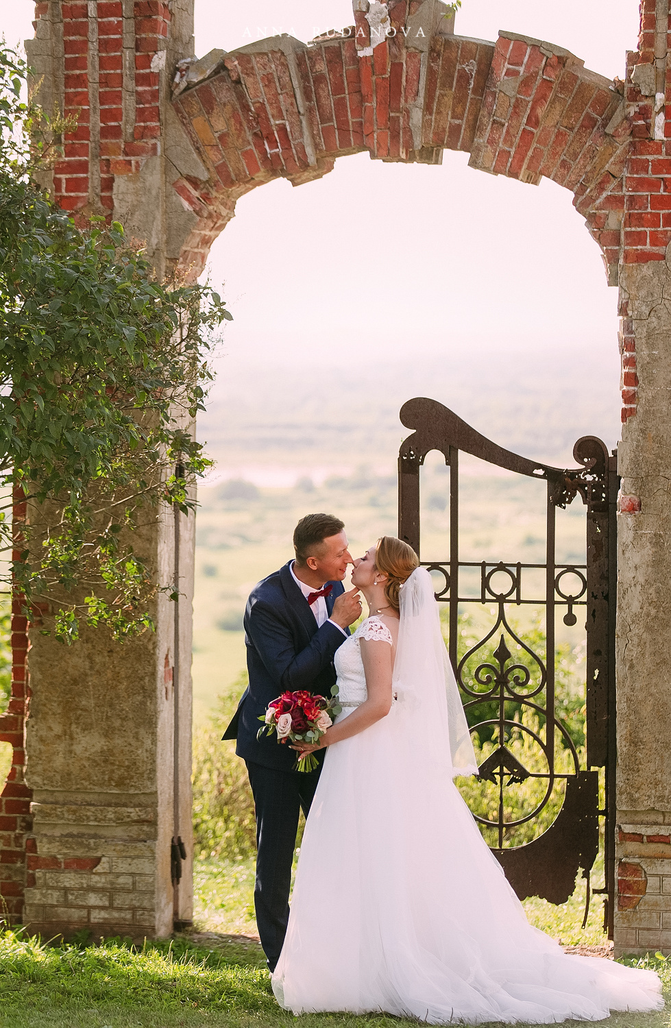 Фотограф Анна Руданова. Свадебная фотосессия в Усадьбе Рукавишниковых