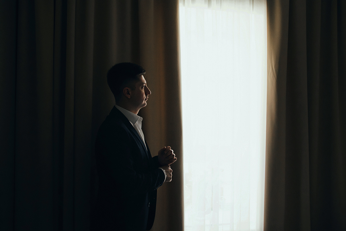 Силуэт жениха