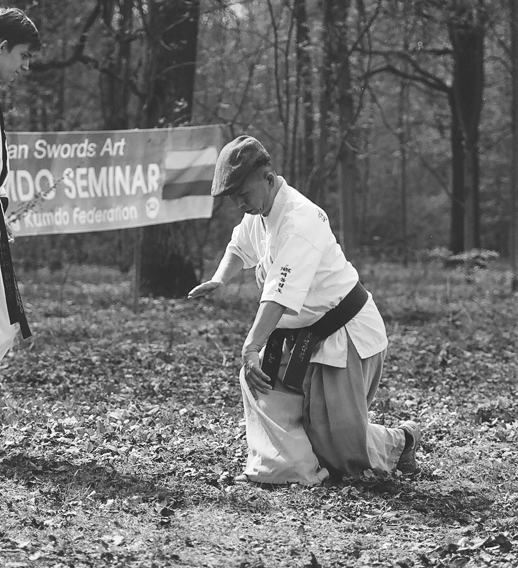 Занятия гуппы хапкидо в парке. Балетный фотограф Москва Майоров Николай