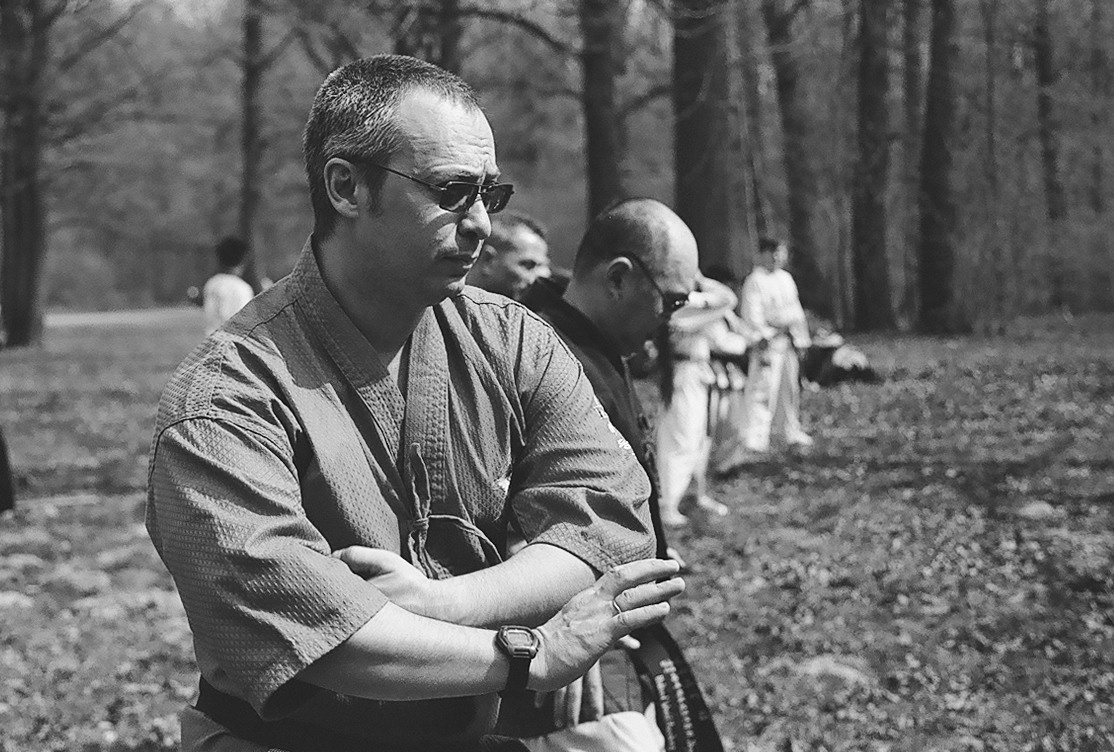 Занятия гуппы хапкидо в парке. Балетный фотограф Москва Майоров Николай