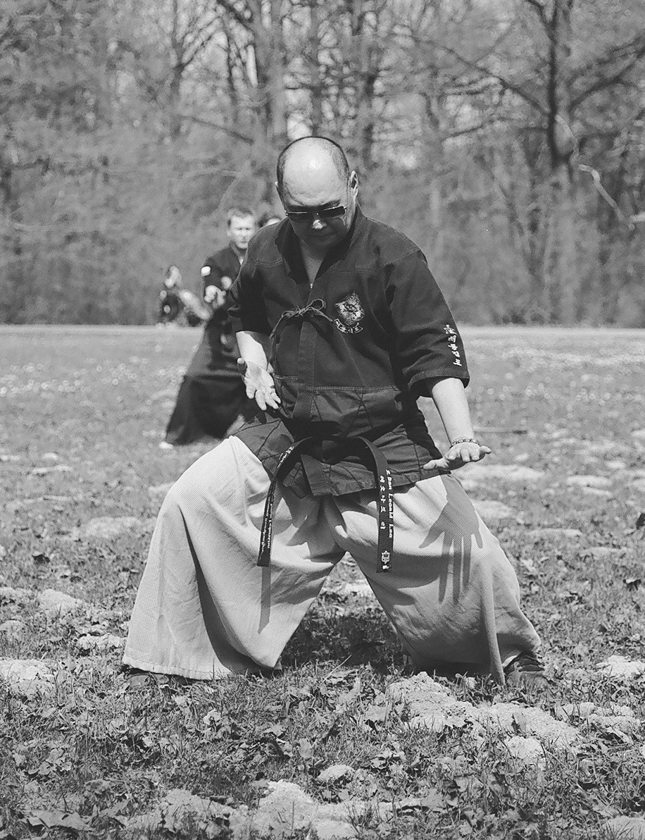 Занятия гуппы хапкидо в парке. Балетный фотограф Москва Майоров Николай